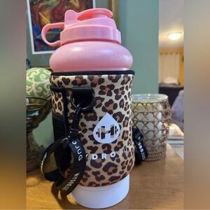 HydroJug Pink water Bottle with straw Leopard
Adjustable Carrying Strap Sleeve
